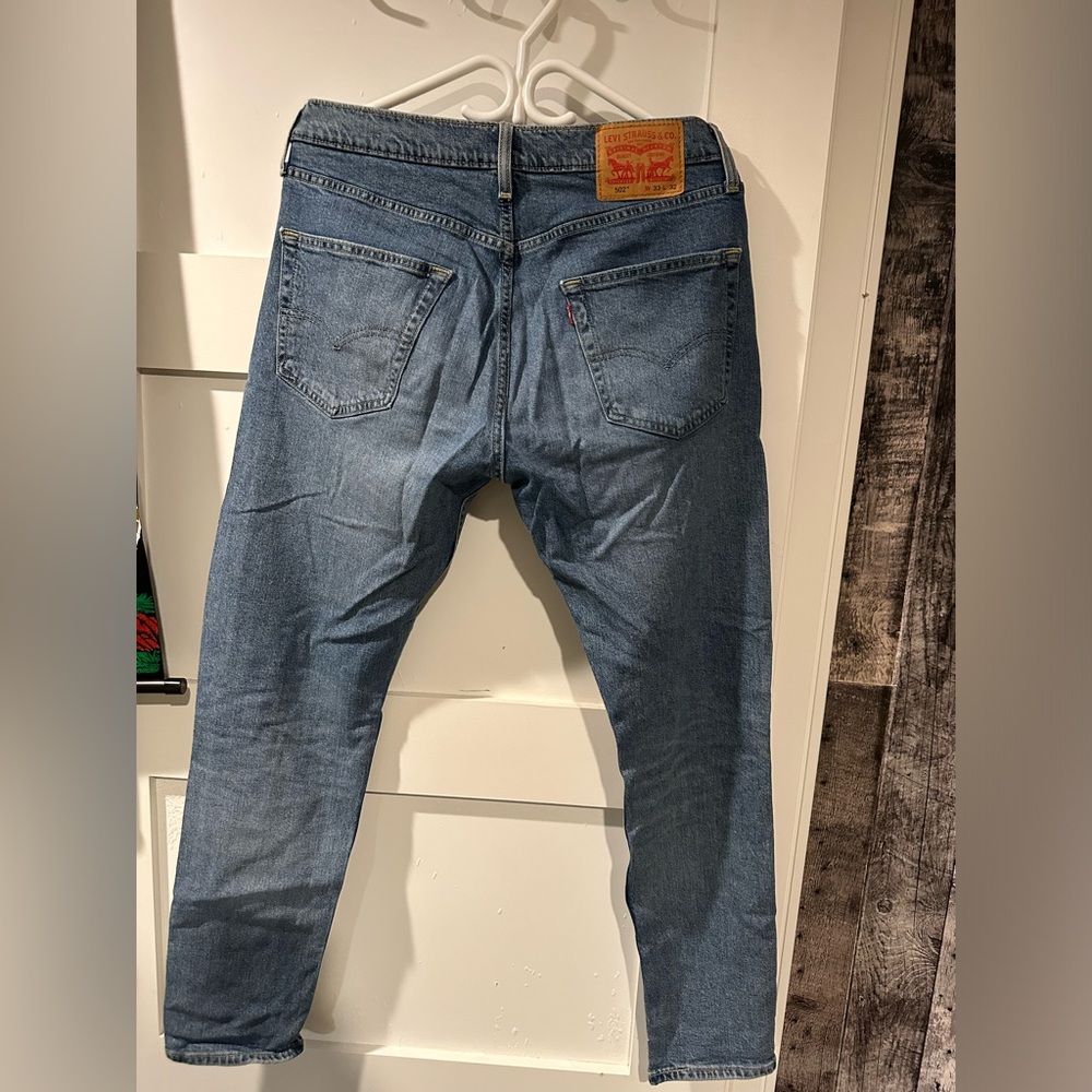 Levi’s Jeans - Picture 2 of 3
